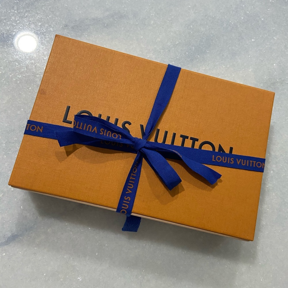 Louis Vuitton box
